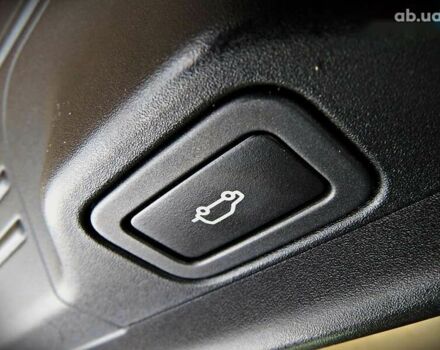 Ленд Ровер Рендж Ровер, объемом двигателя 3 л и пробегом 124 тыс. км за 35000 $, фото 24 на Automoto.ua