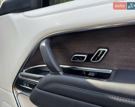 Ленд Ровер Рендж Ровер, об'ємом двигуна 4.39 л та пробігом 45 тис. км за 195000 $, фото 31 на Automoto.ua