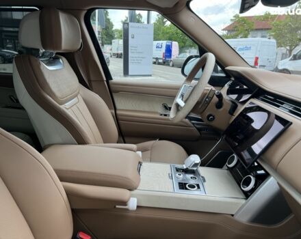 Ленд Ровер Рендж Ровер 2023 в Киеве на Automoto.ua Ленд Ровер Рендж Ровер, объемом двигателя 4.4 л и пробегом 0 тыс. км за 291806 $, фото 41 на Automoto.ua