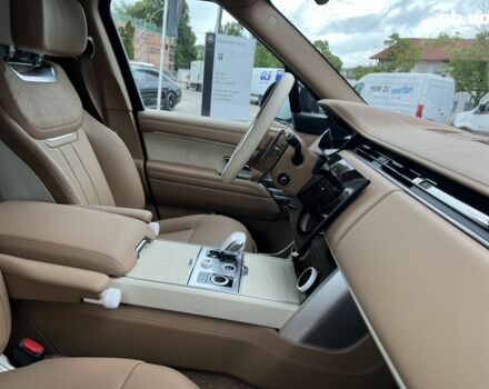 Ленд Ровер Рендж Ровер 2023 в Киеве на Automoto.ua Ленд Ровер Рендж Ровер, объемом двигателя 4.4 л и пробегом 0 тыс. км за 291806 $, фото 43 на Automoto.ua