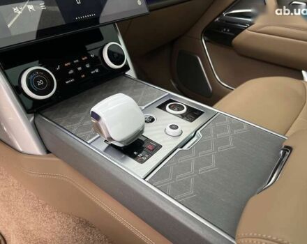 Ленд Ровер Рендж Ровер, об'ємом двигуна 4.4 л та пробігом 32 тис. км за 279000 $, фото 18 на Automoto.ua