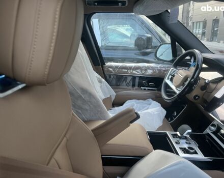 Ленд Ровер Рендж Ровер 2023 в Киеве на Automoto.ua Ленд Ровер Рендж Ровер, объемом двигателя 4.4 л и пробегом 0 тыс. км за 235184 $, фото 36 на Automoto.ua