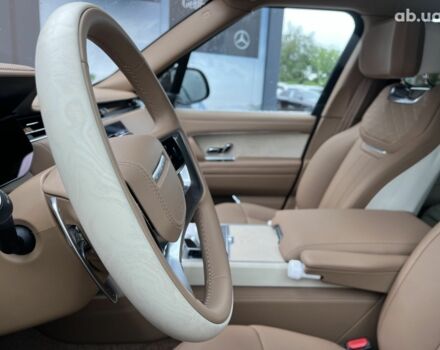 Ленд Ровер Рендж Ровер 2023 в Киеве на Automoto.ua Ленд Ровер Рендж Ровер, объемом двигателя 4.4 л и пробегом 0 тыс. км за 291806 $, фото 50 на Automoto.ua