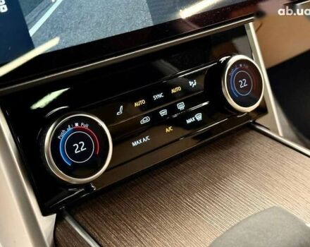 Ленд Ровер Рендж Ровер, об'ємом двигуна 3 л та пробігом 29 тис. км за 185000 $, фото 27 на Automoto.ua