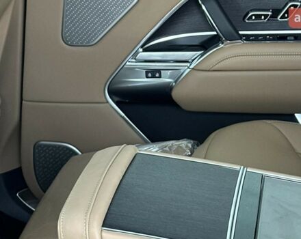 Ленд Ровер Рендж Ровер 2025 у Львові на Automoto.ua Ленд Ровер Рендж Ровер, об'ємом двигуна 4.4 л та пробігом 0 тис. км за 272274 $, фото 15 на Automoto.ua