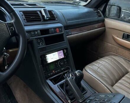 Желтый Ленд Ровер Рендж Ровер, объемом двигателя 2.5 л и пробегом 490 тыс. км за 6900 $, фото 6 на Automoto.ua