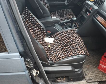 Сірий Ленд Ровер Рендж Ровер, об'ємом двигуна 3 л та пробігом 300 тис. км за 4600 $, фото 5 на Automoto.ua