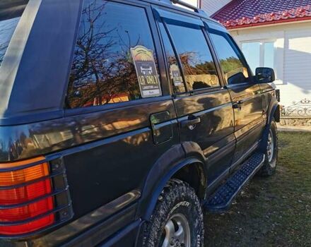 Серый Ленд Ровер Рендж Ровер, объемом двигателя 4.6 л и пробегом 380 тыс. км за 11500 $, фото 3 на Automoto.ua