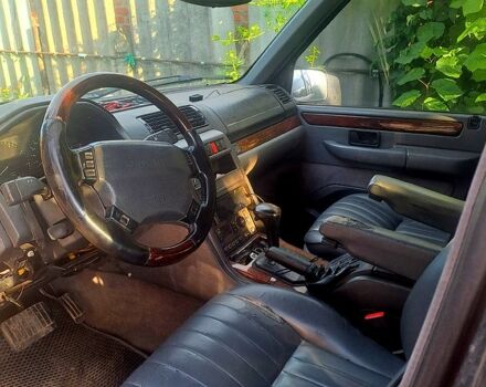 Сірий Ленд Ровер Рендж Ровер, об'ємом двигуна 4.6 л та пробігом 370 тис. км за 4000 $, фото 1 на Automoto.ua