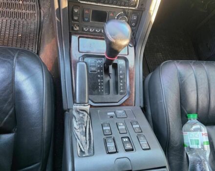 Сірий Ленд Ровер Рендж Ровер, об'ємом двигуна 4.6 л та пробігом 256 тис. км за 3650 $, фото 10 на Automoto.ua