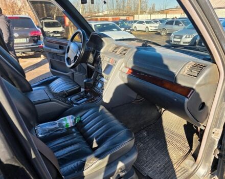 Сірий Ленд Ровер Рендж Ровер, об'ємом двигуна 4.6 л та пробігом 256 тис. км за 3650 $, фото 12 на Automoto.ua