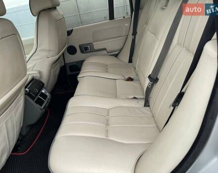 Серый Ленд Ровер Рендж Ровер, объемом двигателя 2.9 л и пробегом 300 тыс. км за 7999 $, фото 51 на Automoto.ua