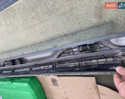 Серый Ленд Ровер Рендж Ровер, объемом двигателя 2.93 л и пробегом 300 тыс. км за 6800 $, фото 3 на Automoto.ua