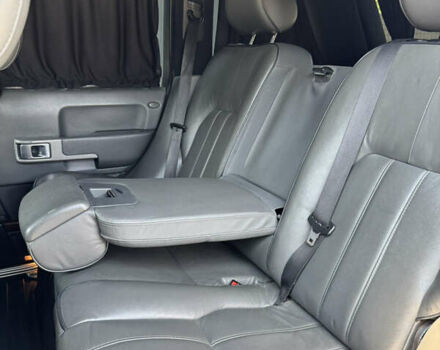 Серый Ленд Ровер Рендж Ровер, объемом двигателя 3 л и пробегом 398 тыс. км за 8950 $, фото 11 на Automoto.ua