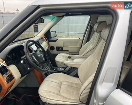 Серый Ленд Ровер Рендж Ровер, объемом двигателя 2.9 л и пробегом 300 тыс. км за 7999 $, фото 58 на Automoto.ua