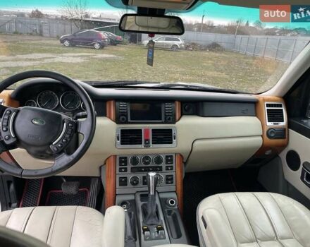 Серый Ленд Ровер Рендж Ровер, объемом двигателя 2.9 л и пробегом 300 тыс. км за 7999 $, фото 46 на Automoto.ua