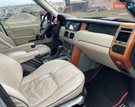 Серый Ленд Ровер Рендж Ровер, объемом двигателя 2.9 л и пробегом 300 тыс. км за 7999 $, фото 38 на Automoto.ua