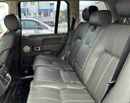 Серый Ленд Ровер Рендж Ровер, объемом двигателя 3 л и пробегом 250 тыс. км за 9600 $, фото 6 на Automoto.ua