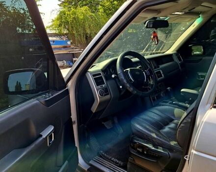 Сірий Ленд Ровер Рендж Ровер, об'ємом двигуна 4.4 л та пробігом 221 тис. км за 12500 $, фото 3 на Automoto.ua