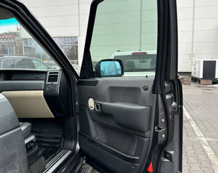 Серый Ленд Ровер Рендж Ровер, объемом двигателя 3 л и пробегом 250 тыс. км за 9600 $, фото 8 на Automoto.ua