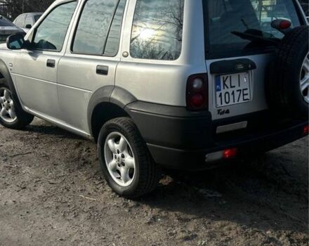 Серый Ленд Ровер Рендж Ровер, объемом двигателя 2 л и пробегом 250 тыс. км за 3000 $, фото 4 на Automoto.ua