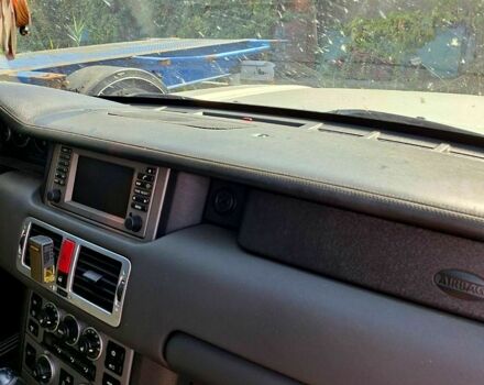 Сірий Ленд Ровер Рендж Ровер, об'ємом двигуна 4.4 л та пробігом 221 тис. км за 12500 $, фото 7 на Automoto.ua