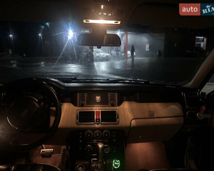 Сірий Ленд Ровер Рендж Ровер, об'ємом двигуна 4.4 л та пробігом 340 тис. км за 9400 $, фото 8 на Automoto.ua