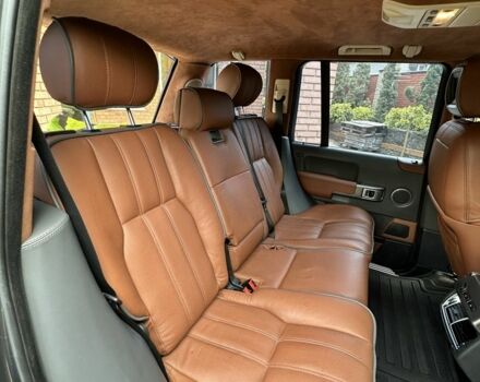 Сірий Ленд Ровер Рендж Ровер, об'ємом двигуна 3 л та пробігом 281 тис. км за 20500 $, фото 21 на Automoto.ua