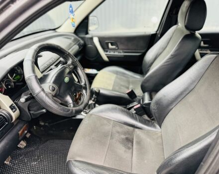 Сірий Ленд Ровер Рендж Ровер, об'ємом двигуна 2 л та пробігом 240 тис. км за 2950 $, фото 6 на Automoto.ua