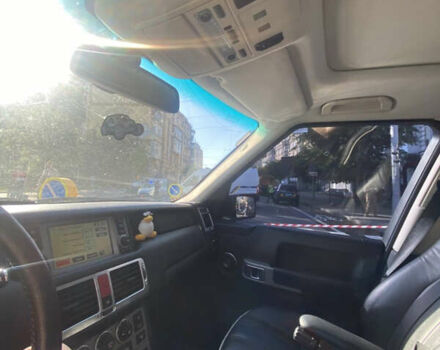 Ленд Ровер Рендж Ровер 2005 в Киеве на Automoto.ua Серый Ленд Ровер Рендж Ровер, объемом двигателя 4.2 л и пробегом 202 тыс. км за 9647 $, фото 17 на Automoto.ua