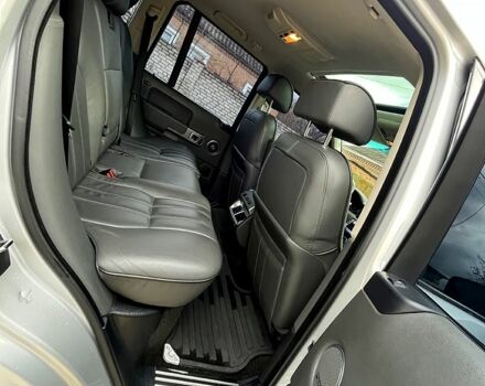 Сірий Ленд Ровер Рендж Ровер, об'ємом двигуна 4.4 л та пробігом 234 тис. км за 9999 $, фото 10 на Automoto.ua