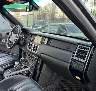 Сірий Ленд Ровер Рендж Ровер, об'ємом двигуна 4.2 л та пробігом 198 тис. км за 9200 $, фото 12 на Automoto.ua