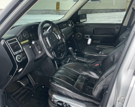 Серый Ленд Ровер Рендж Ровер, объемом двигателя 4.2 л и пробегом 222 тыс. км за 11000 $, фото 9 на Automoto.ua