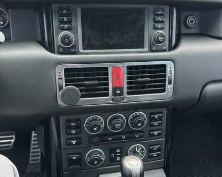 Сірий Ленд Ровер Рендж Ровер, об'ємом двигуна 4.2 л та пробігом 198 тис. км за 9200 $, фото 14 на Automoto.ua