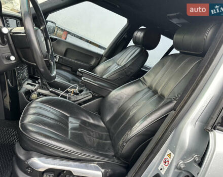 Сірий Ленд Ровер Рендж Ровер, об'ємом двигуна 4.2 л та пробігом 189 тис. км за 10500 $, фото 18 на Automoto.ua