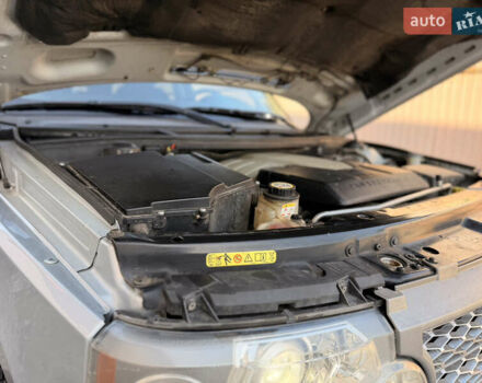 Сірий Ленд Ровер Рендж Ровер, об'ємом двигуна 4.2 л та пробігом 312 тис. км за 8500 $, фото 41 на Automoto.ua