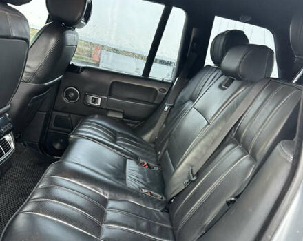Сірий Ленд Ровер Рендж Ровер, об'ємом двигуна 4.2 л та пробігом 189 тис. км за 10500 $, фото 21 на Automoto.ua