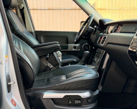 Сірий Ленд Ровер Рендж Ровер, об'ємом двигуна 4.2 л та пробігом 290 тис. км за 7900 $, фото 11 на Automoto.ua