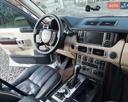 Серый Ленд Ровер Рендж Ровер, объемом двигателя 3.63 л и пробегом 350 тыс. км за 11500 $, фото 5 на Automoto.ua