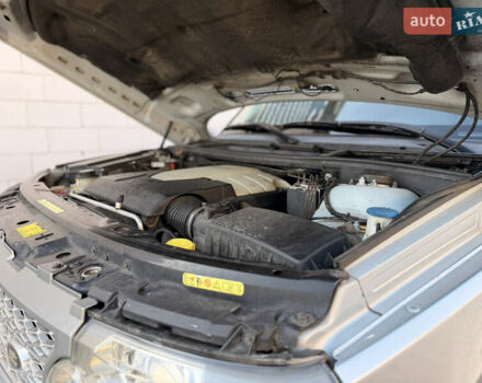 Сірий Ленд Ровер Рендж Ровер, об'ємом двигуна 4.2 л та пробігом 312 тис. км за 8500 $, фото 42 на Automoto.ua