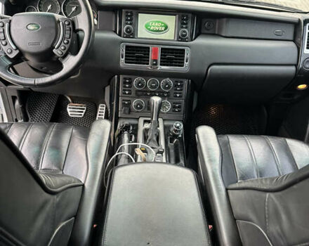 Сірий Ленд Ровер Рендж Ровер, об'ємом двигуна 4.2 л та пробігом 189 тис. км за 10500 $, фото 24 на Automoto.ua