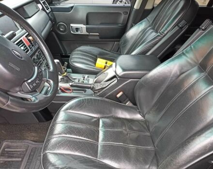 Серый Ленд Ровер Рендж Ровер, объемом двигателя 4.2 л и пробегом 290 тыс. км за 7999 $, фото 12 на Automoto.ua