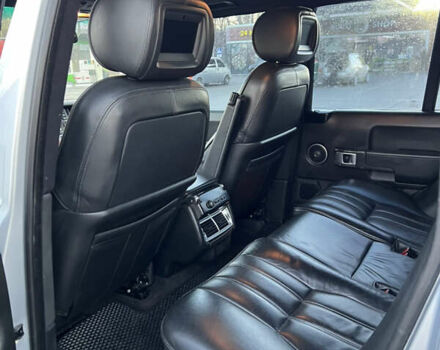 Сірий Ленд Ровер Рендж Ровер, об'ємом двигуна 4.2 л та пробігом 188 тис. км за 9999 $, фото 14 на Automoto.ua
