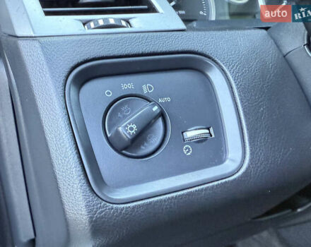 Серый Ленд Ровер Рендж Ровер, объемом двигателя 3.63 л и пробегом 247 тыс. км за 14500 $, фото 32 на Automoto.ua