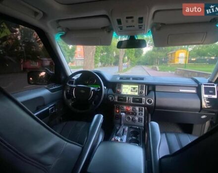 Серый Ленд Ровер Рендж Ровер, объемом двигателя 3.6 л и пробегом 330 тыс. км за 13300 $, фото 9 на Automoto.ua