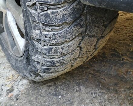 Серый Ленд Ровер Рендж Ровер, объемом двигателя 2.7 л и пробегом 400 тыс. км за 2700 $, фото 6 на Automoto.ua