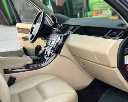 Сірий Ленд Ровер Рендж Ровер, об'ємом двигуна 3.6 л та пробігом 190 тис. км за 9999 $, фото 13 на Automoto.ua