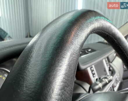 Серый Ленд Ровер Рендж Ровер, объемом двигателя 4.4 л и пробегом 198 тыс. км за 12000 $, фото 7 на Automoto.ua