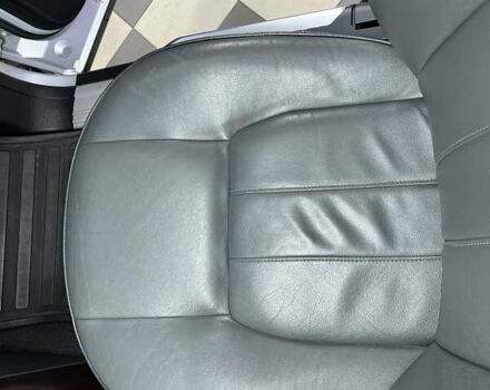 Серый Ленд Ровер Рендж Ровер, объемом двигателя 4.4 л и пробегом 198 тыс. км за 12000 $, фото 14 на Automoto.ua