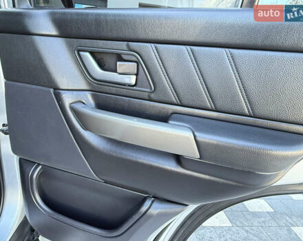 Серый Ленд Ровер Рендж Ровер, объемом двигателя 3.63 л и пробегом 247 тыс. км за 14500 $, фото 43 на Automoto.ua